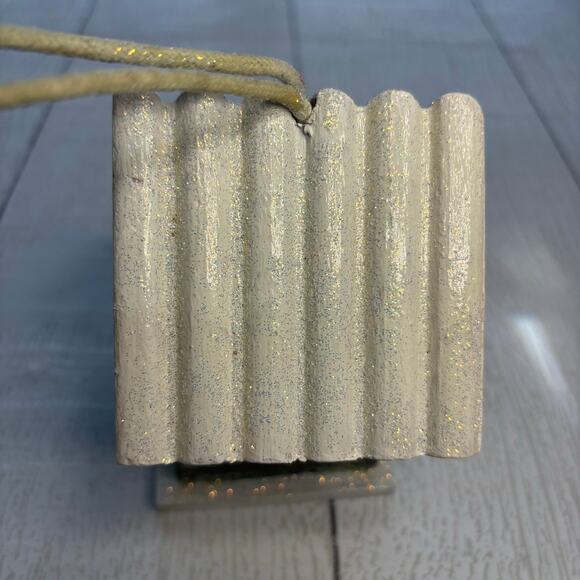 Handmade Birdhouse Ornament - Picture 13 of 13